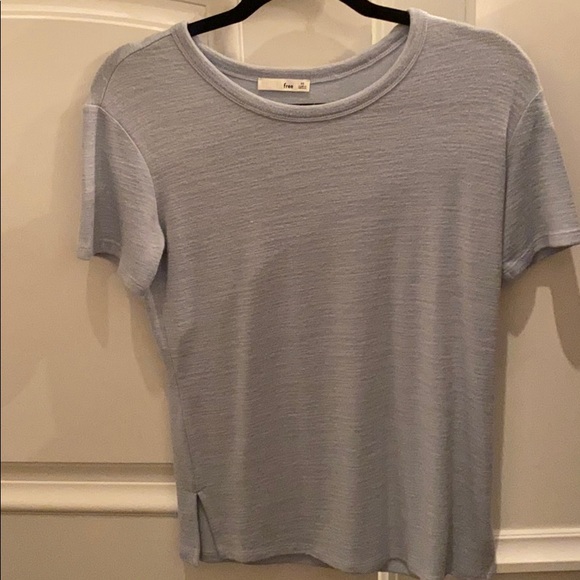 Wilfred free tshirt - Picture 1 of 1